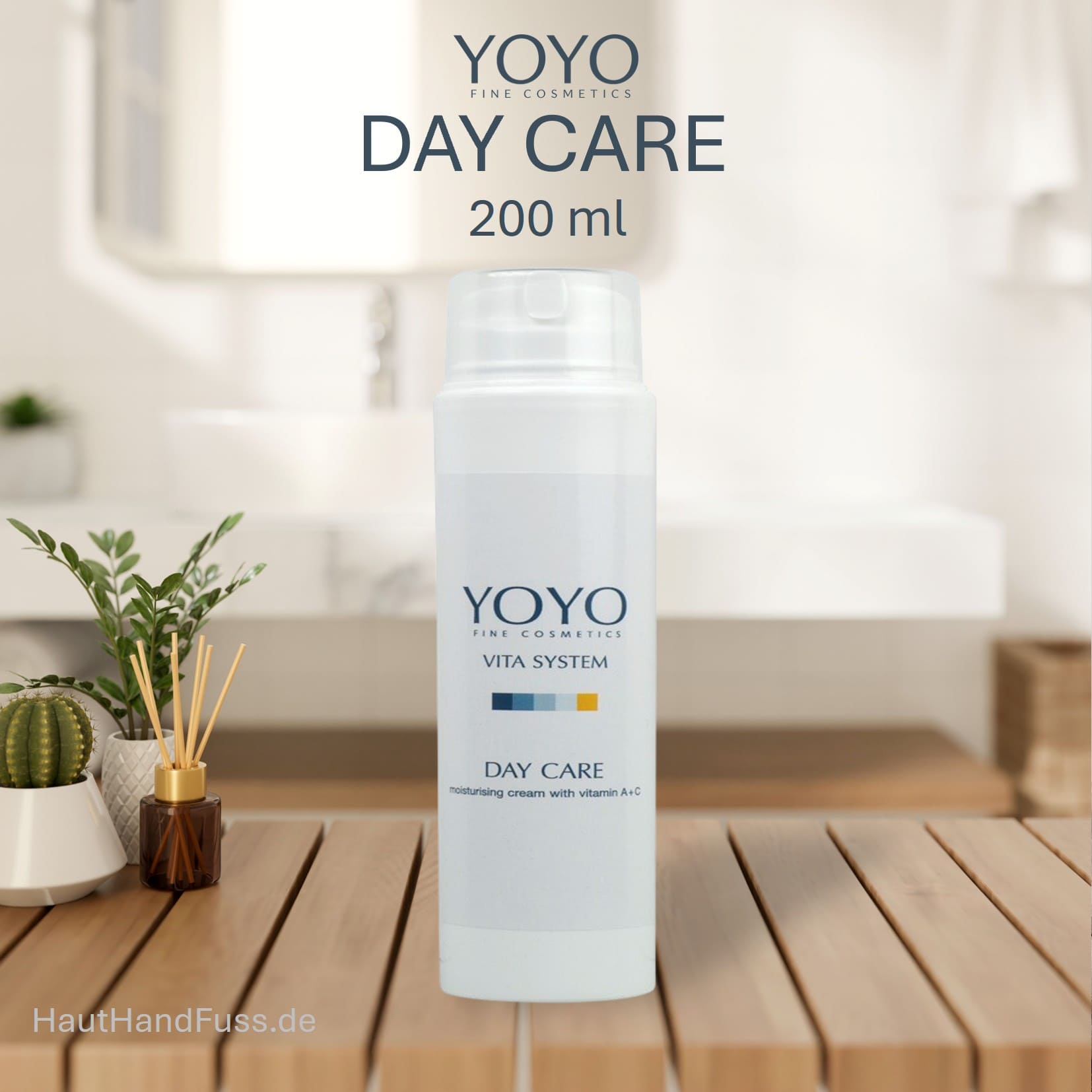 YOYO Day Care 200 ml geschmeidige Tagescreme als Schutz vor lichtbedingter Hautalterung bei HautHansFuss.de